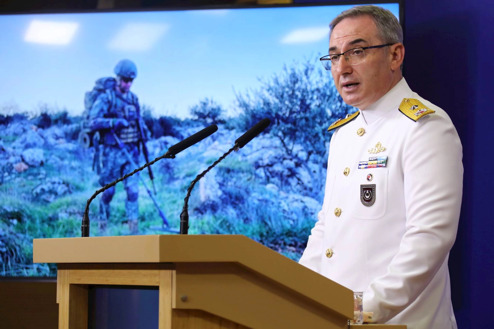4 PKK’lı terörist daha teslim oldu! 