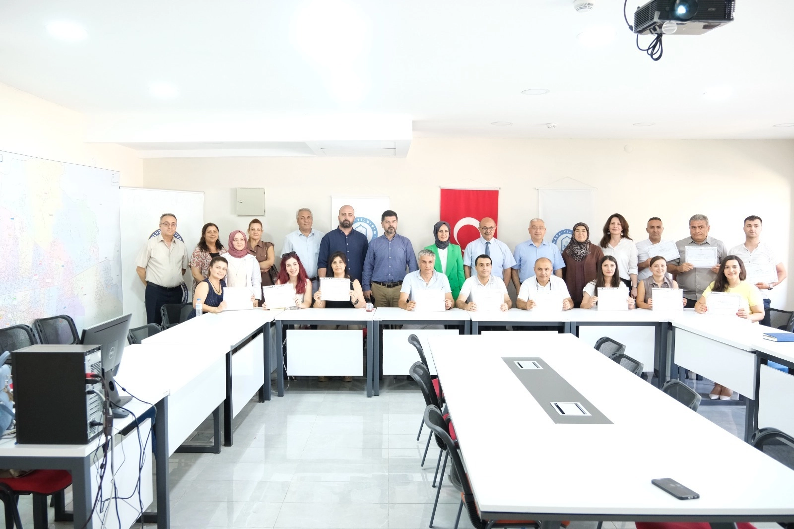 Yıldırım Belediyesi, Kamu Çalışanlarına İşaret Dili Eğitimi Vererek Erişilebilirliği Artırıyor