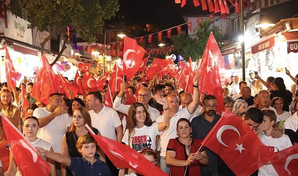 Çeşme'de 30 Ağustos Zafer Bayramı Coşkusu