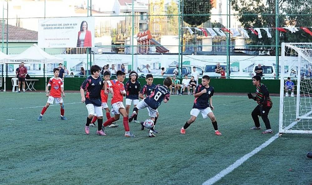  Karşıyaka'da Zafer Turnuvası tamamlandı