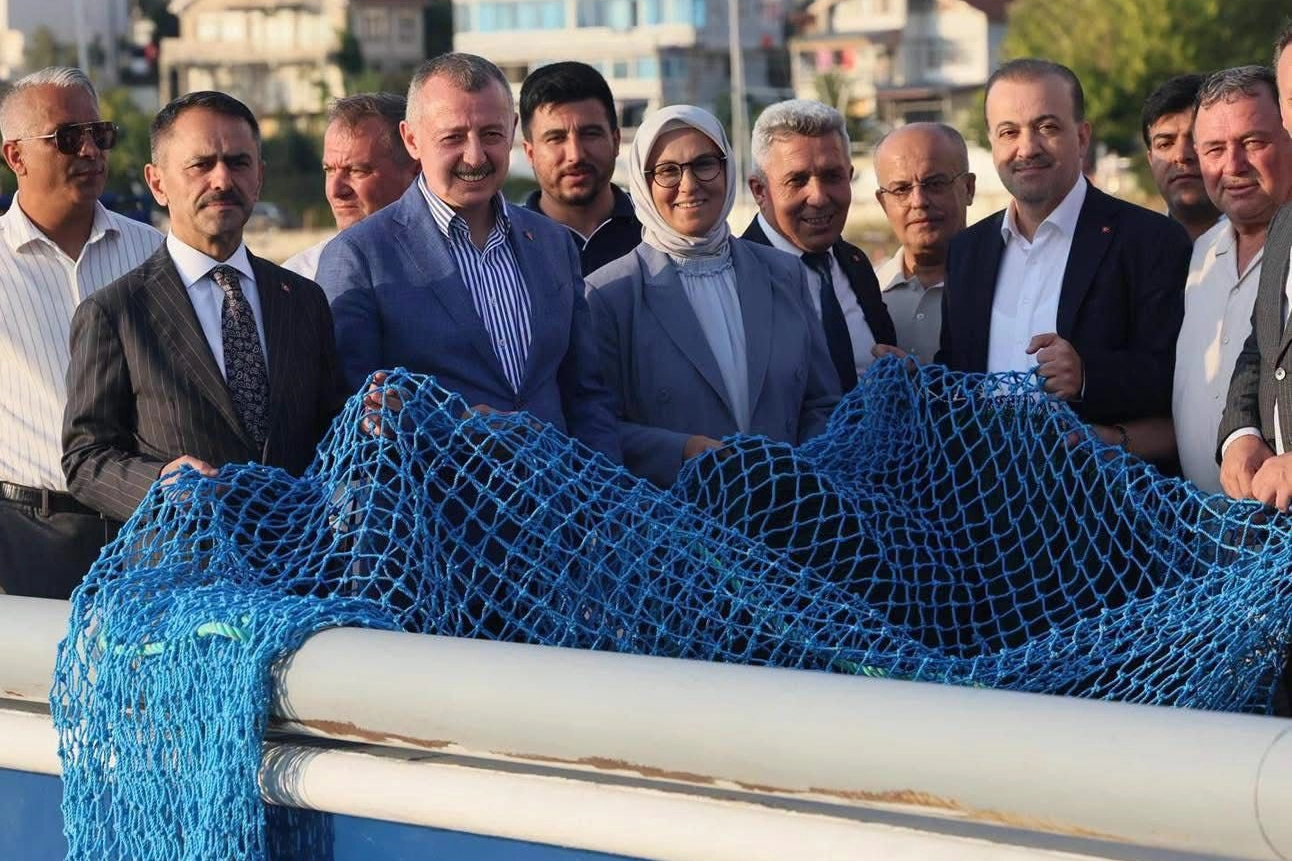 Kocaeli&rsquo;de ilk ağ denize atıldı