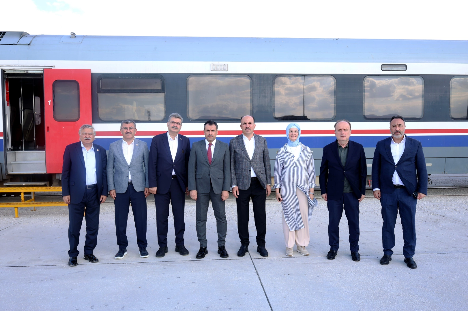 Konya&rsquo;nın iki b&uuml;y&uuml;k raylı sistem projesinde &ccedil;alışmalar s&uuml;r&uuml;yor