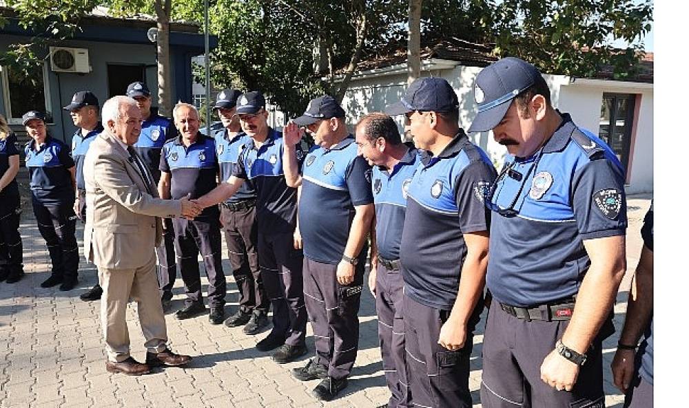 Başkan Özdemir’den zabıta ekiplerine: Sizler belediyemizin yüzüsünüz