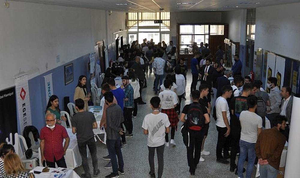 Ege Meslek Yüksekokulu sanayiye nitelikli insan gücü kazandırıyor