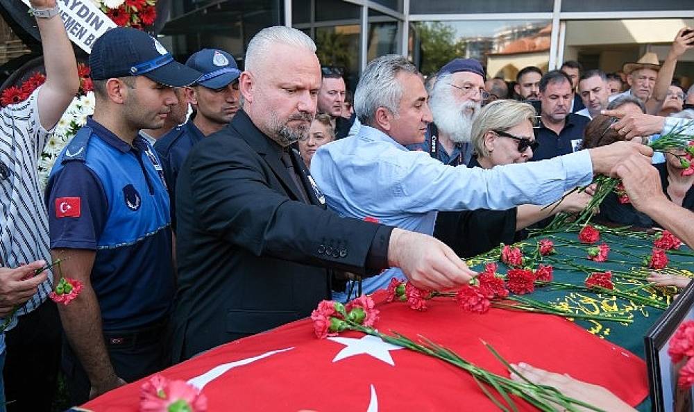Menemen Belediyesi'nde Tahir Şahin'e son görev