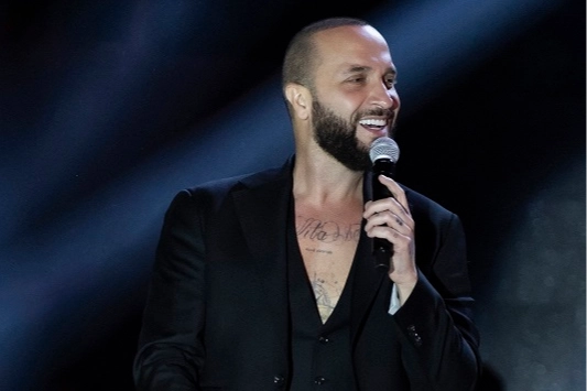 Alaçatı yaza Berkay'la 'merhaba' dedi