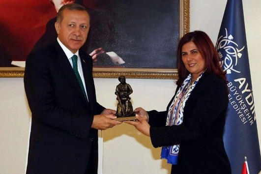 CHP Aydın Büyükşehir Belediye Başkanı Özlem Çerçioğlu AK Parti’ye mi geçiyor?