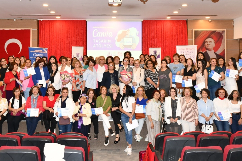 Çiğlili kadınlar dijitalde başarıyla ilerliyor