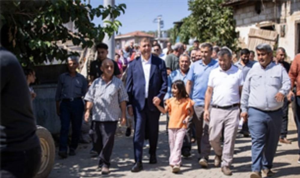 Cemil Tugay’dan Köseler Mahallesi’ne ziyaret: “Yaraları birlikte saracağız”
