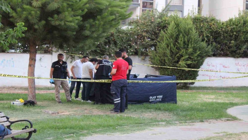 Aydın’da parkta fenalaşan emekli polis yaşamını yitirdi