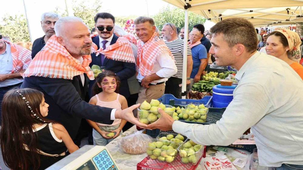 Menemen Bozalan İncir Festivali’nde Binler Buluştu