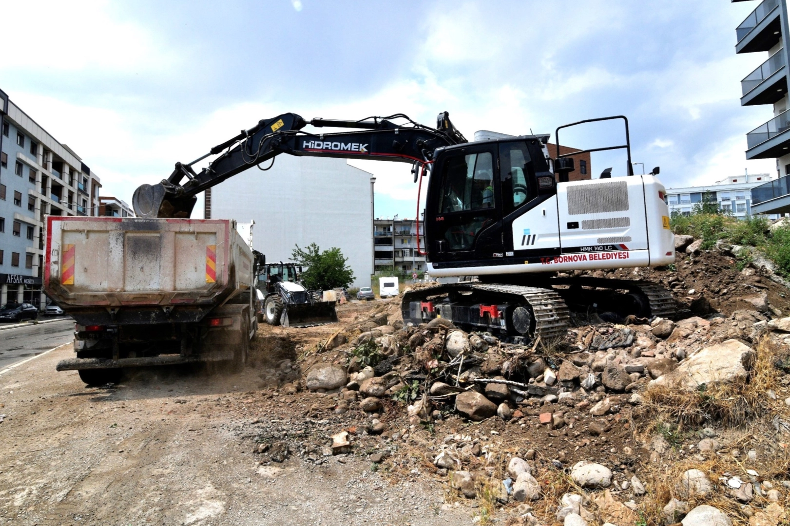 Bornova'da Başkan Eşki'den anında müdahale