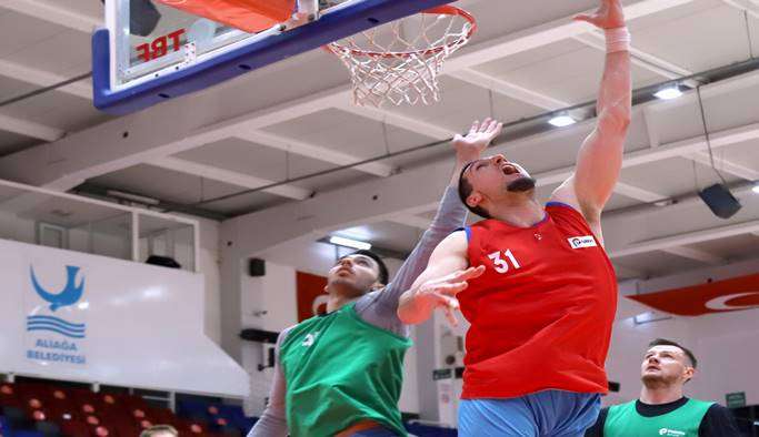 Aliağa PETKİM Spor ’da Pınar Karşıyaka Hazırlıkları tüm hızıyla sürüyor