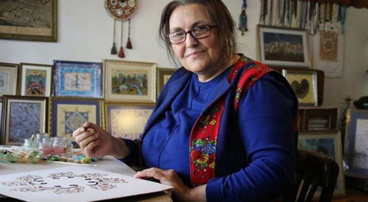 Emekli öğretmen sergi gelirleriyle Afrika’da 7 su kuyusu açtırdı