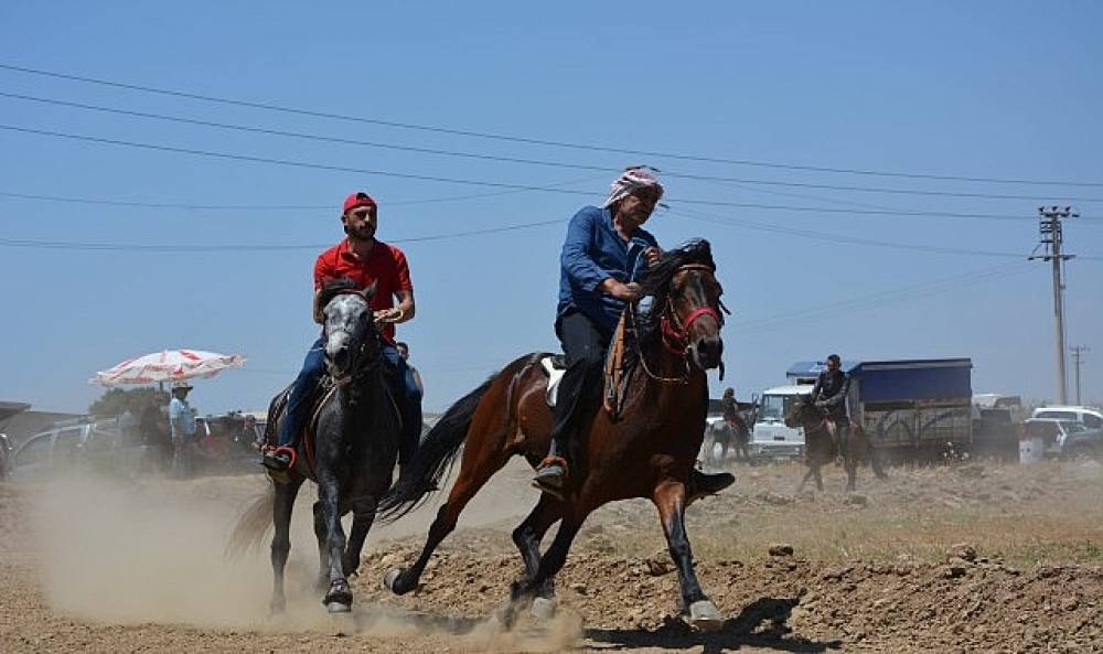 Torbalı'da rahvan at yarışı heyecanı yaşanacak