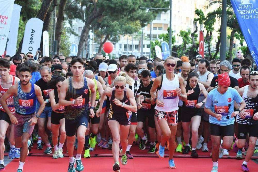 Maraton İzmir’de Kibiwot ve Tagel şampiyon