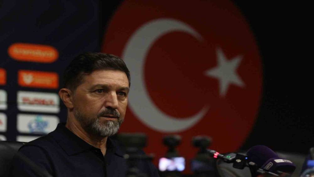Besnik Hasi: İlk 25 Dakikada Oyunu Kaybettik