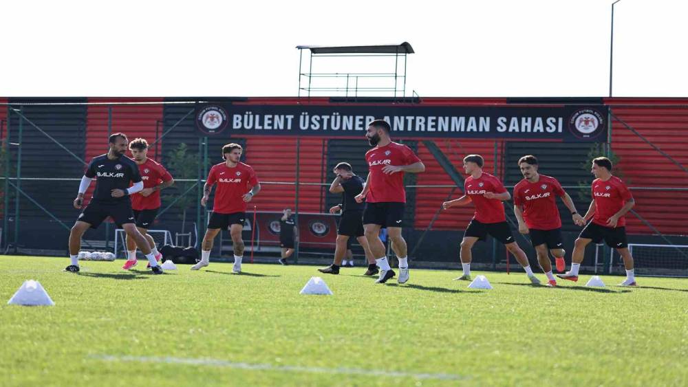 &Ccedil;orum FK, Beşiktaş deplasmanı hazırlıklarını s&uuml;rd&uuml;rd&uuml;