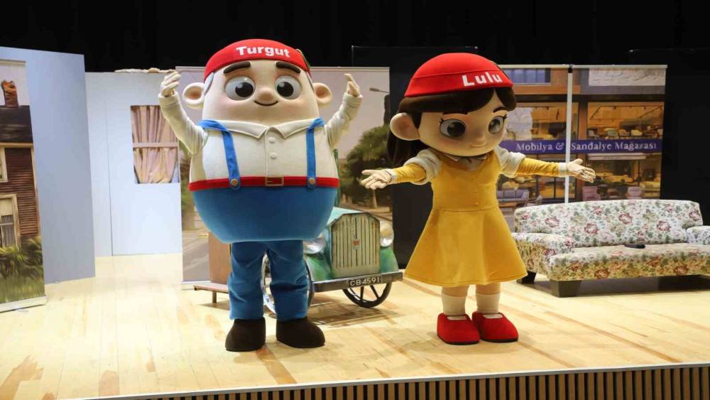 Turgut ve Lulu sokak tiyatrosu Turgutlu mahallelerini gezecek