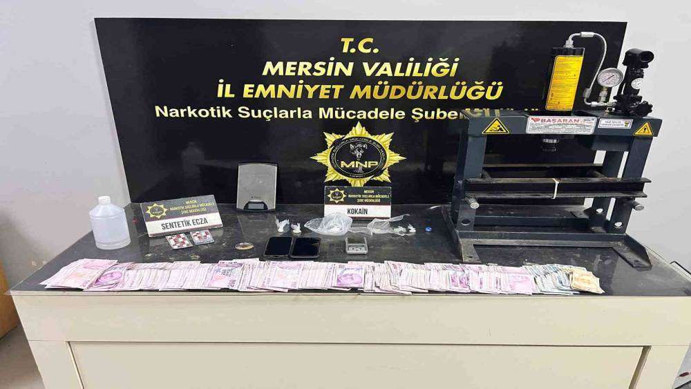Mersin&rsquo;de uyuşturucu soruşturmasında 3 ş&uuml;pheli tutuklandı