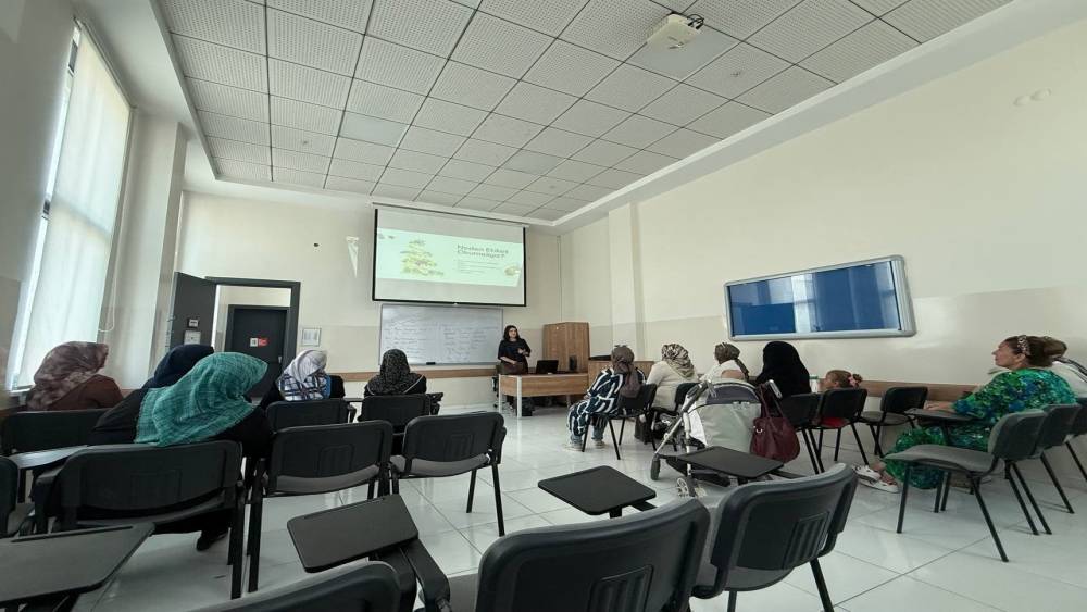 Akyazı&rsquo;da beş haftalık sağlıklı beslenme eğitimleri tamamlandı