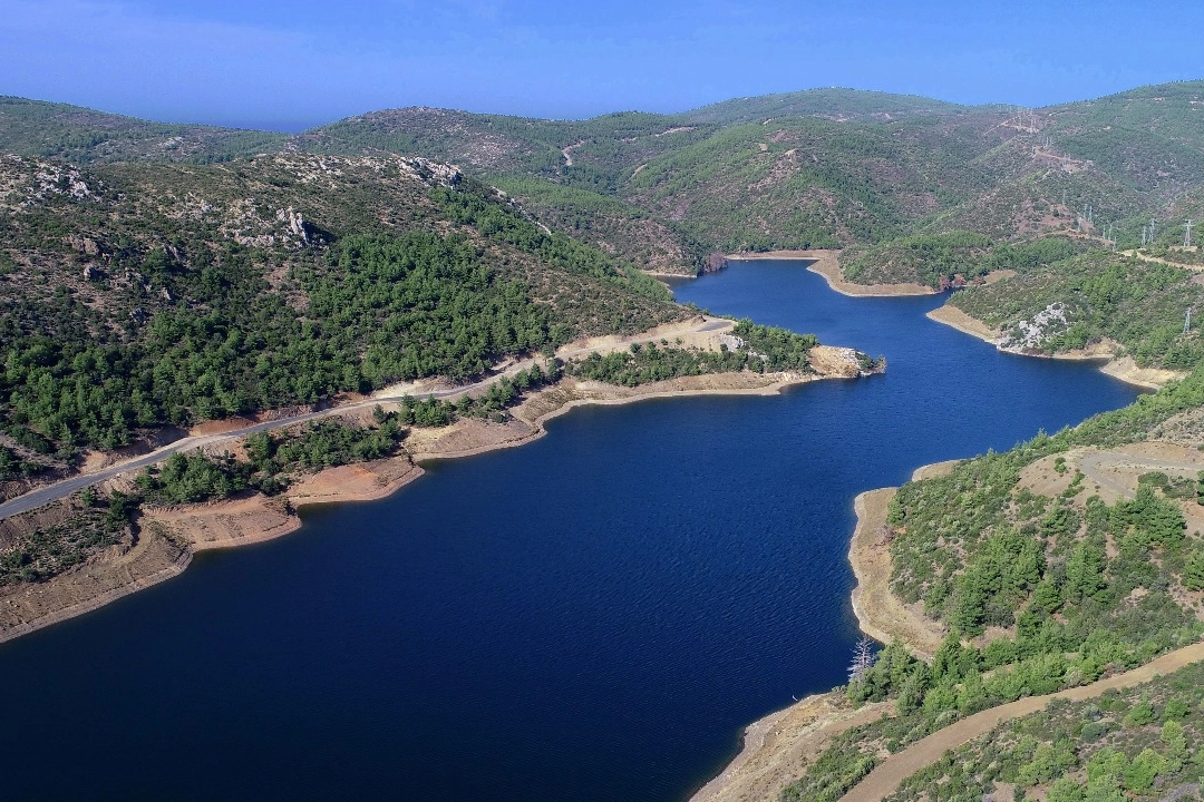 Karareis, Çeşme'de su kesintilerini sonlandırdı