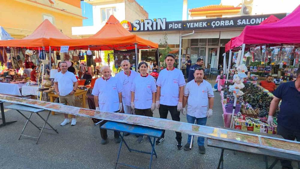 Karacasu Afrodisias Festivali 14,7 metrelik pideyle başladı