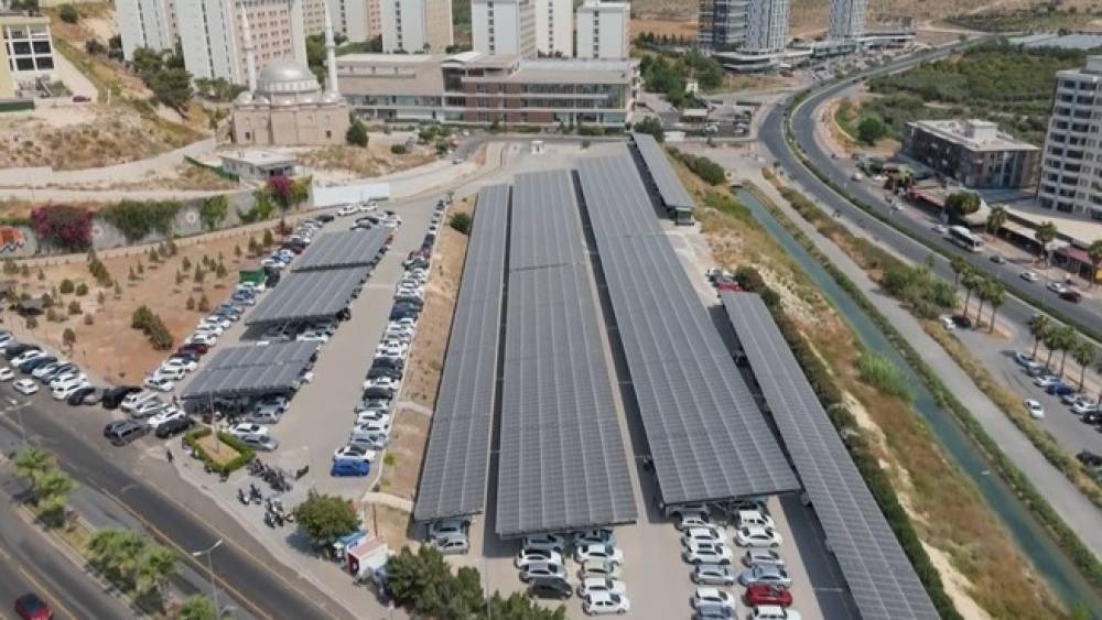 Mersin &Uuml;niversitesinin g&uuml;neş santralleri 27 milyon lira tasarruf sağladı