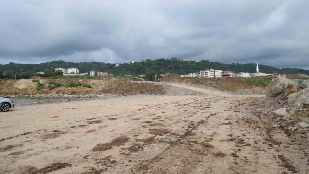 Arsin Yatırım Adası&rsquo;nda tahkimat ve altyapı başladı