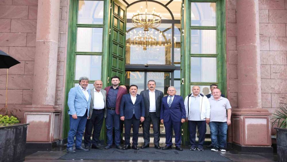Kayserispor y&ouml;netimi Bursaspor heyetini ağırladı