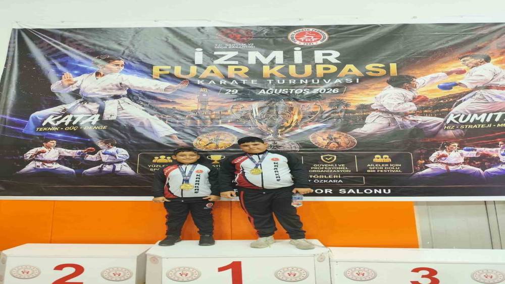 İki kardeş karate turnuvasında T&uuml;rkiye şampiyonu oldu