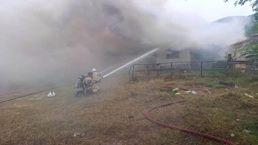 Belen&rsquo;de konteyner yangını: Can kaybı yaşanmadı