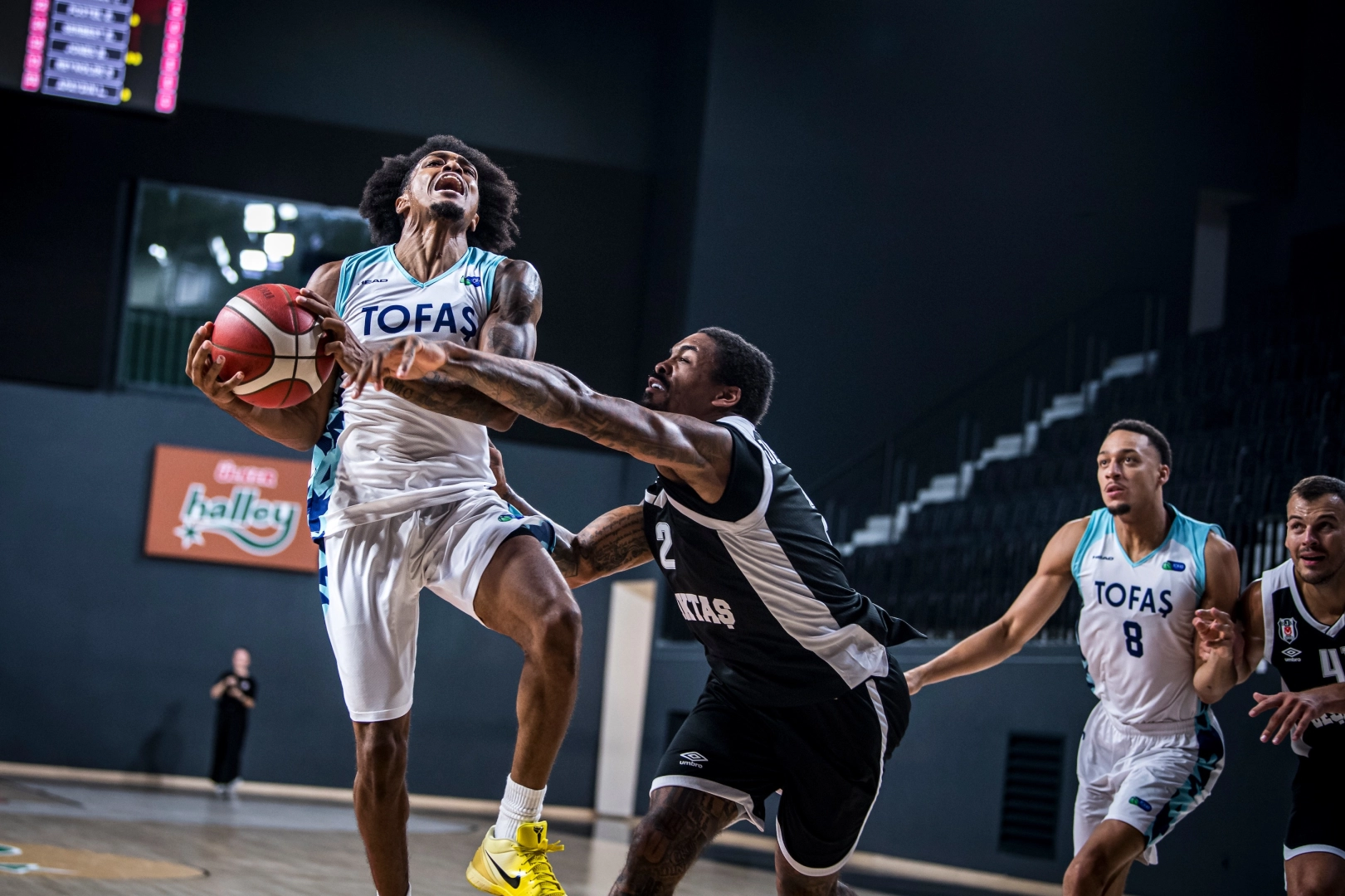 TOFAŞ hazırlık ma&ccedil;ında Beşiktaş&rsquo;a 92-88 yenildi
