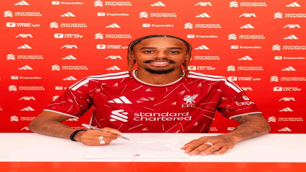 Liverpool, Bradley Barcola transferini a&ccedil;ıkladı