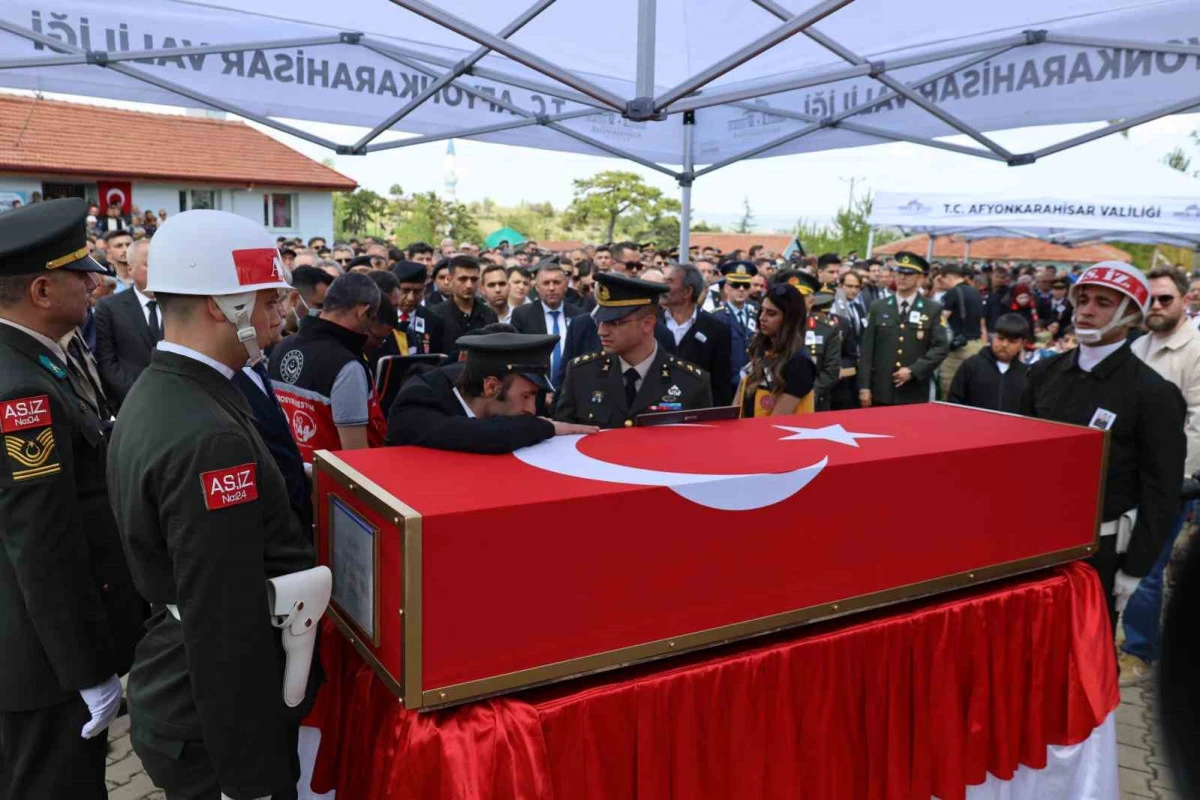 Afyonkarahisar, kahramanını sonsuzluğa uğurladı...