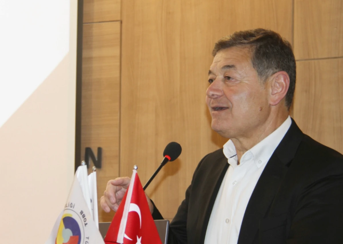 Bakırçay’ın Marka Ürünleri İçin “Coğrafi İşaretli Ürünler” Paneli Düzenlendi
