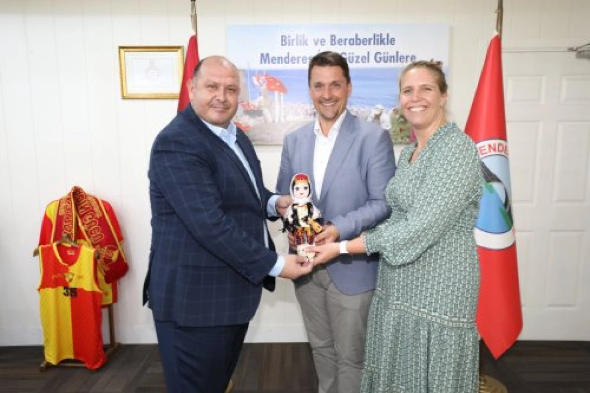 Başkan Çiçek, Alman kardeş belediye yöneticilerini misafir etti