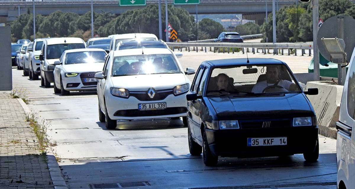 Bayram tatilinde Çeşme’ye gelen araç sayısı belli oldu