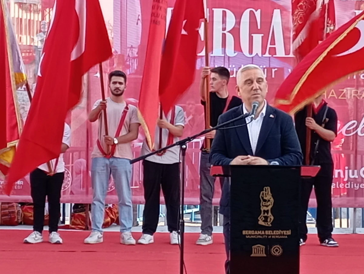 Bergama Kermesi 89. yılında kültür ve dostlukla başladı