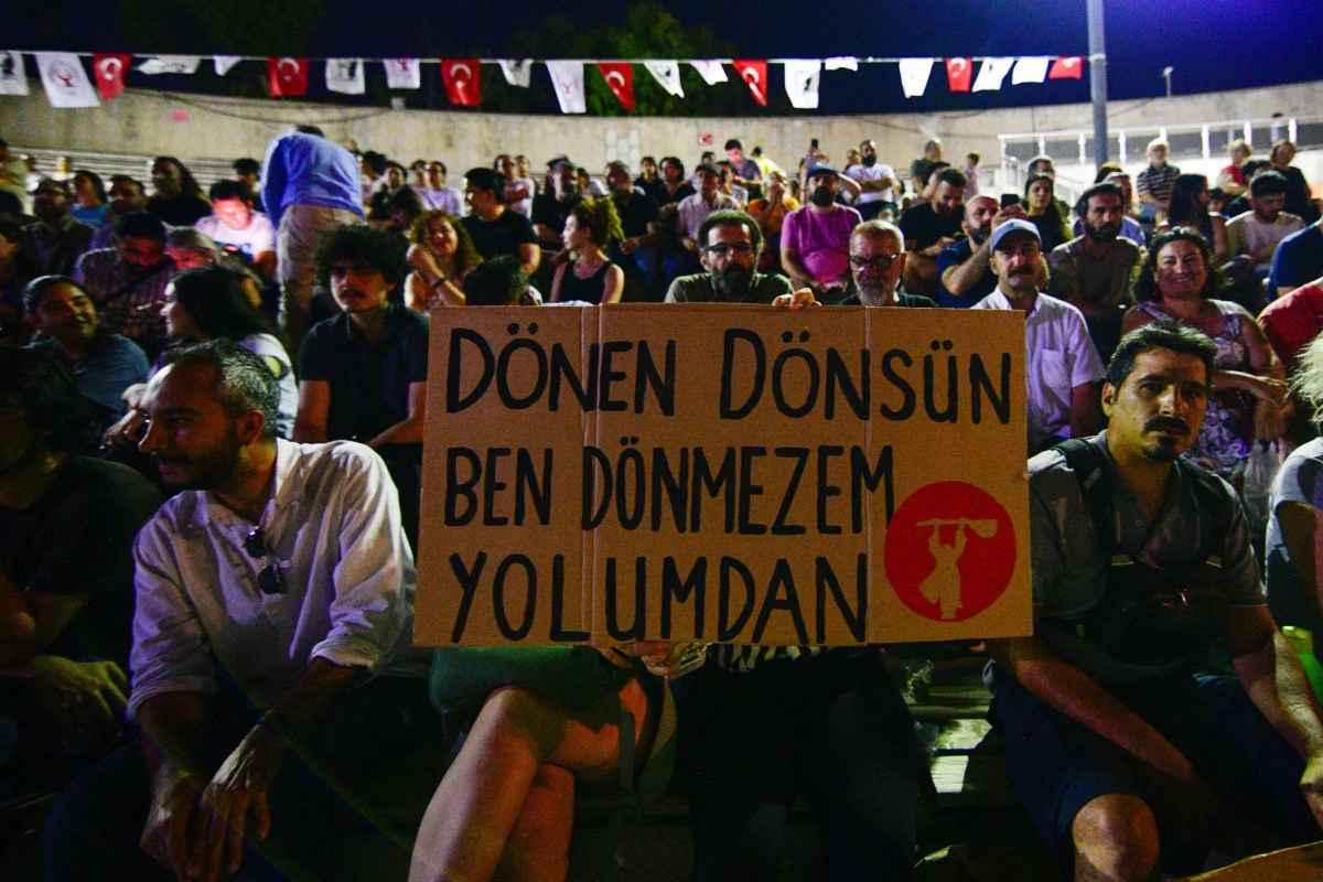 Bornova Belediyesi’nden 32. yılda unutulmayan anma