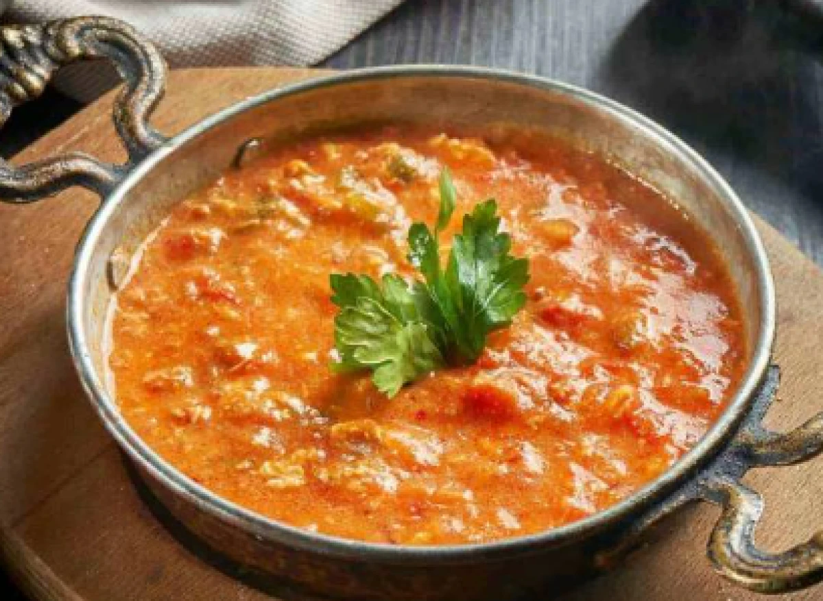 Bu Sırla Menemen Bir Daha Asla Aynı Olmayacak! Ustaların Püf Noktalarıyla Menemen Tarifi