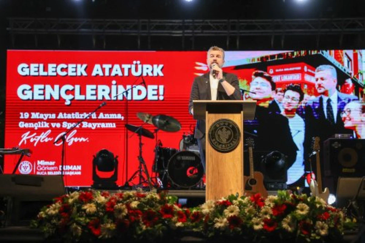 Buca'da 19 Mayıs coşkusu: Yürüyüş ve konserle kutlama