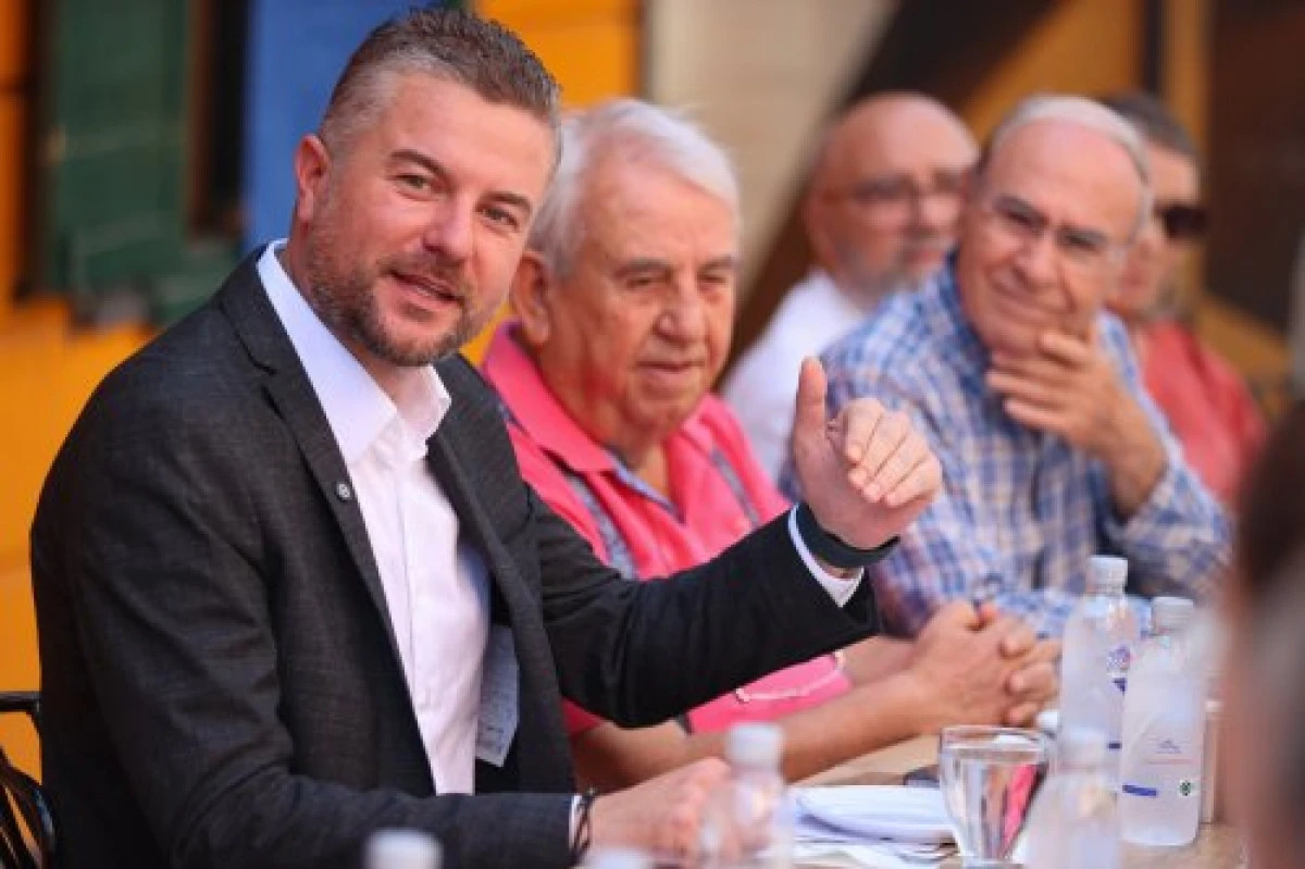 Buca’da Kent Belleği Sergisi açıldı... Başkan Duman katılımcılara teşekkür etti