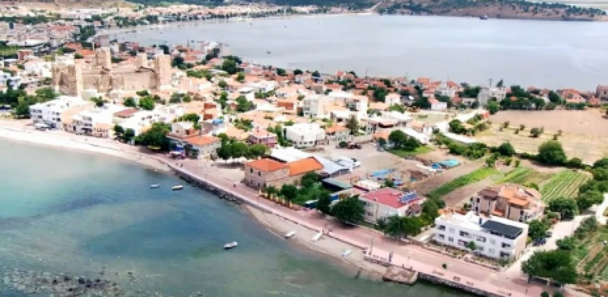 Çandarlı Mahallesi ilçe olabilir mi? Yeni yasa Dikili’yi etkileyebilir