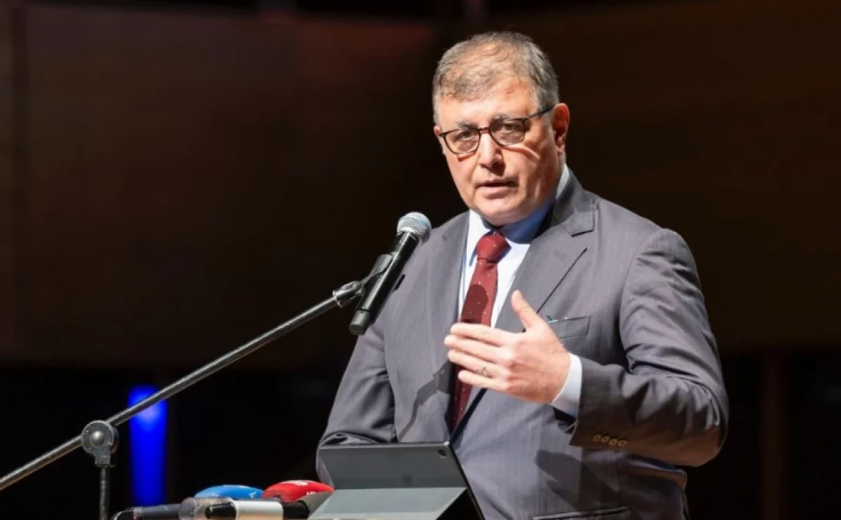 Cemil Tugay'dan CHP'li İlçe Başkanlarına Sert Mesaj: 