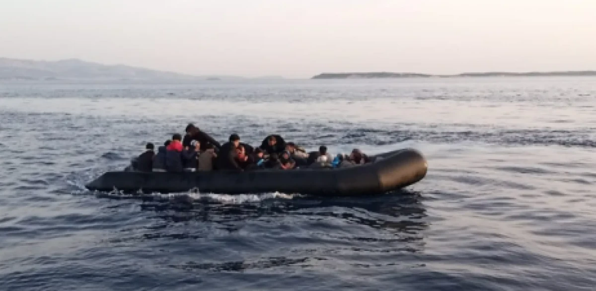 Çeşme Açıklarında 5’i Çocuk 23 Düzensiz Göçmen Yakalandı
