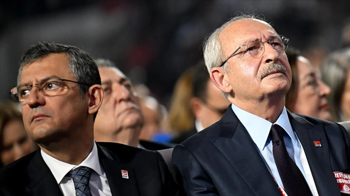 CHP'de liderlik krizi derinleşiyor! Yeni ve eski liderlerin karşılıklı salvolarıyla ipler geriliyor!