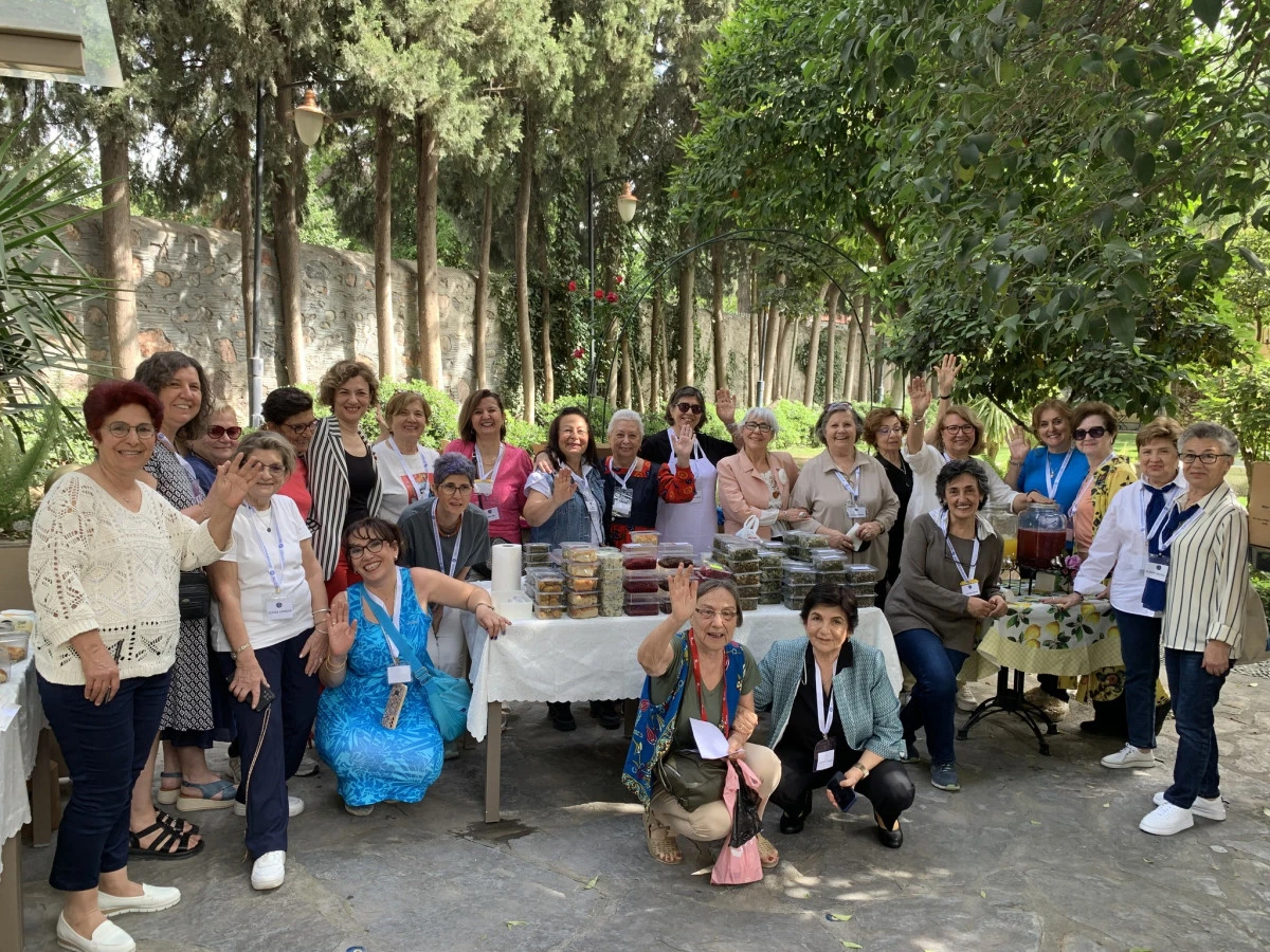 ÇYDD'den 'Kadın ve İzmir' Temalı Bahar Kermesi