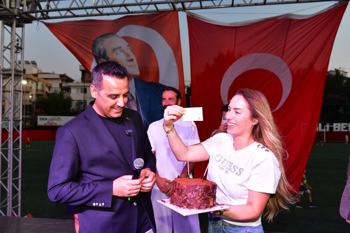 Dansın ve müziğin kalbi Çiğli’de attı