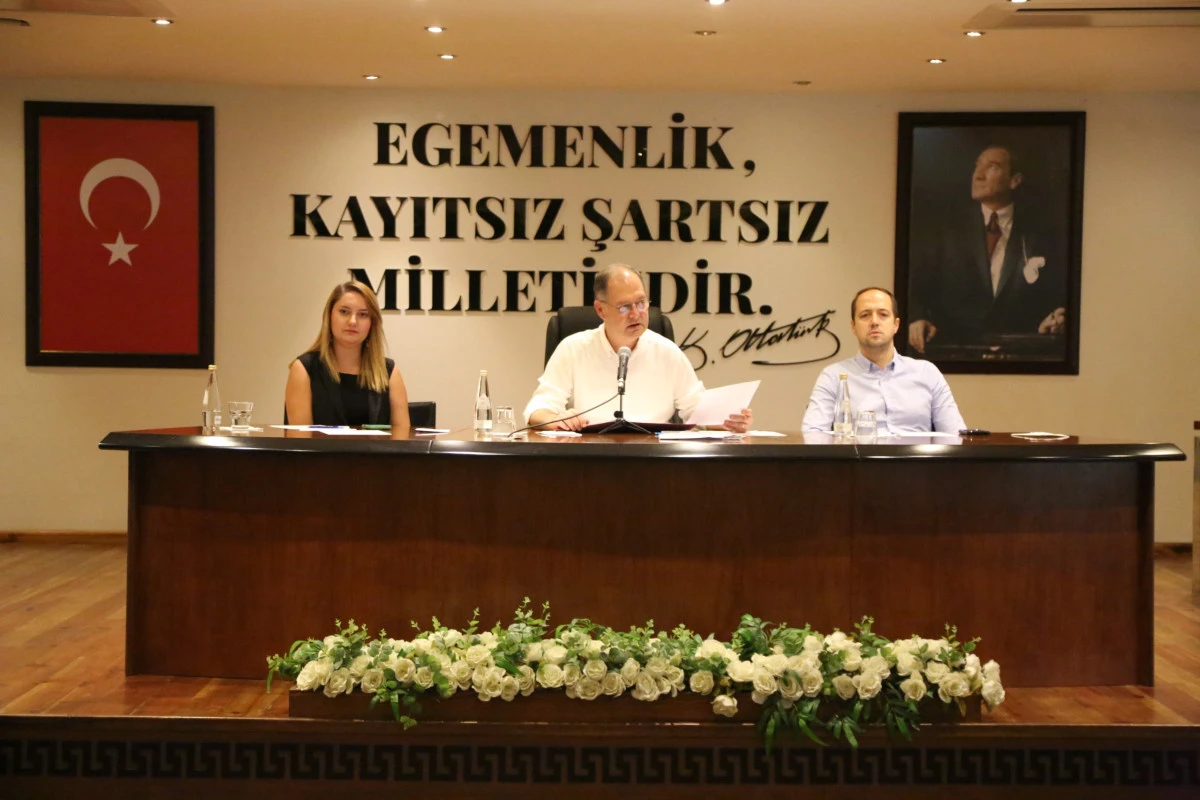 Efes Selçuk'ta Ak Parti’ye yatırım tepkisi: Hakkımızı alamıyoruz!